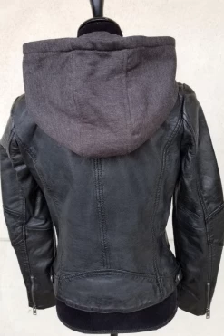 Yoa Jacket -Women Clothing Store Blank1050x1575 48