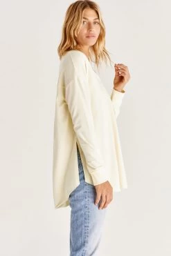 Sunrise V-neck Weekender -Women Clothing Store PRODUCTIMAGEcopy 4 7a3f5a17 bbfd 4318 bcf0 8a4c5a171be6