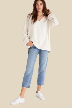 Jeanette Oversized -Women Clothing Store PRODUCTIMAGEcopy8 4 27066aa4 472d 48f8 adc9 2b685a517ad1