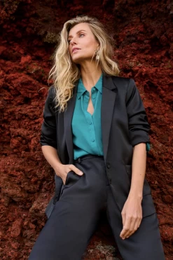 Cream Cocamia Sateen Blazer -Women Clothing Store ProductImagecopy44 2023 10 13T165042.098 0f3a3879 ac1b 490f a4c9 c5cf5a616bdf