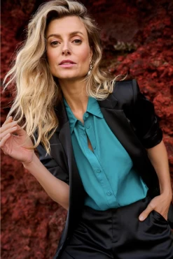 Cream Cocamia Sateen Blazer -Women Clothing Store ProductImagecopy44 2023 10 13T165051.940 8c7519ac be55 43b6 bc9f 5b7e0f2cd41e